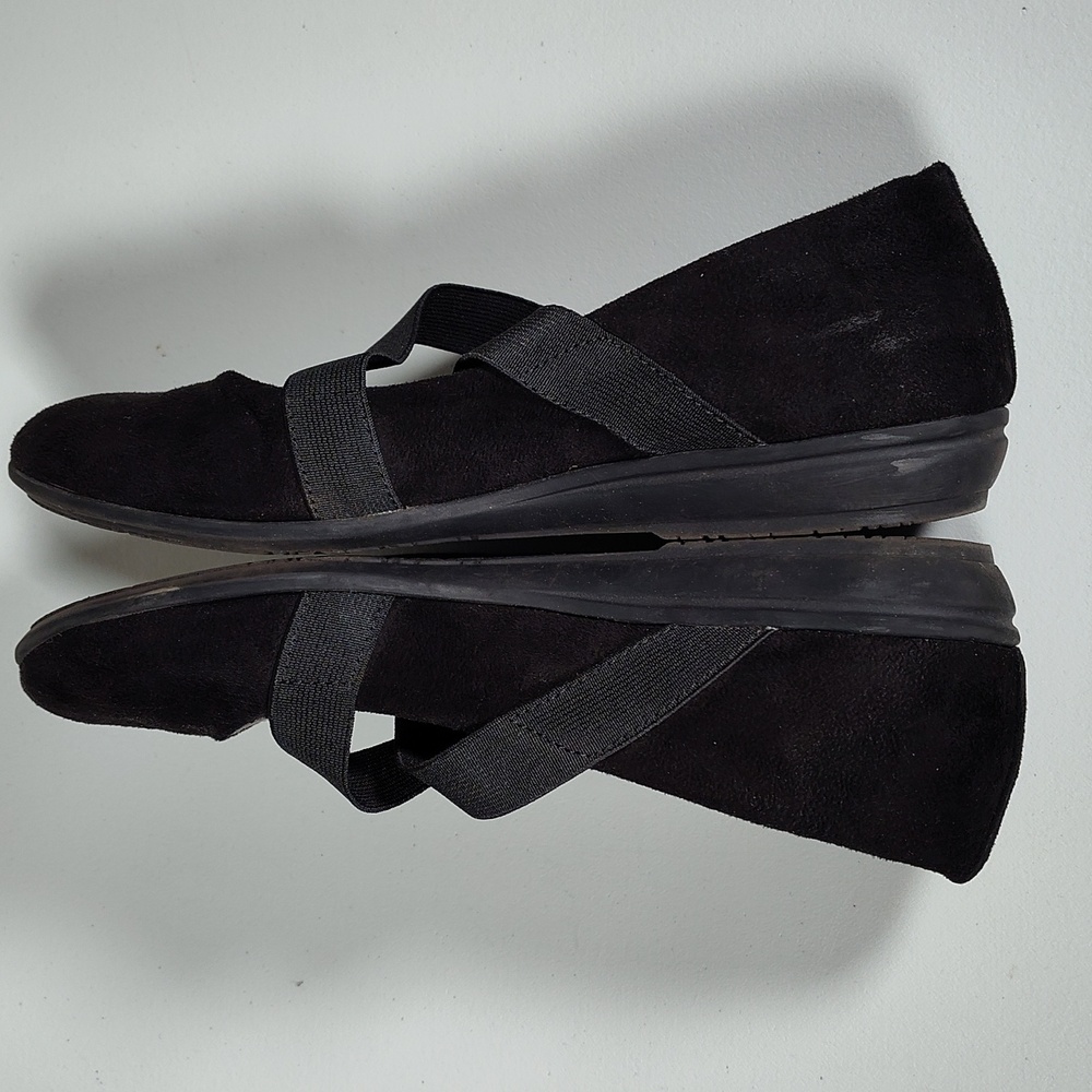 EuroSoft by Sofft black cross strap ballet flats 7 - Picture 5 of 10